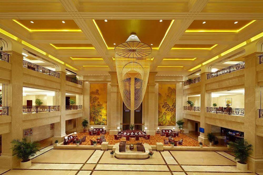Jurong Yukun New Century Hotel Jiangsu Exteriér fotografie